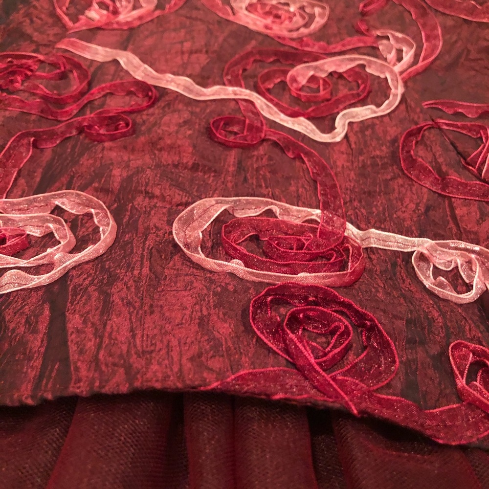 Jessica McClintock Dress - Picture 9 of 10